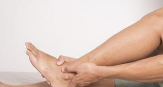 Swelling of the legs in the foot area: why is it dangerous