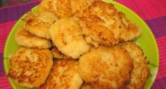 Cabbage cutlets Lenten dietary cutlets made from cabbage with carrots