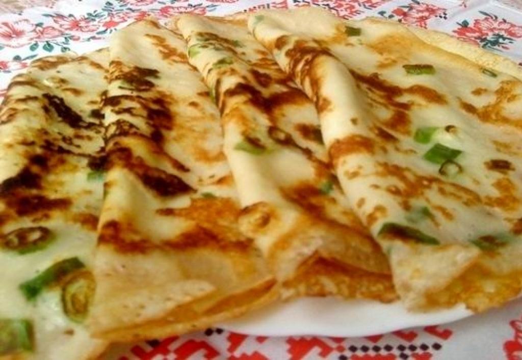 Pancakes with green onions and cheese